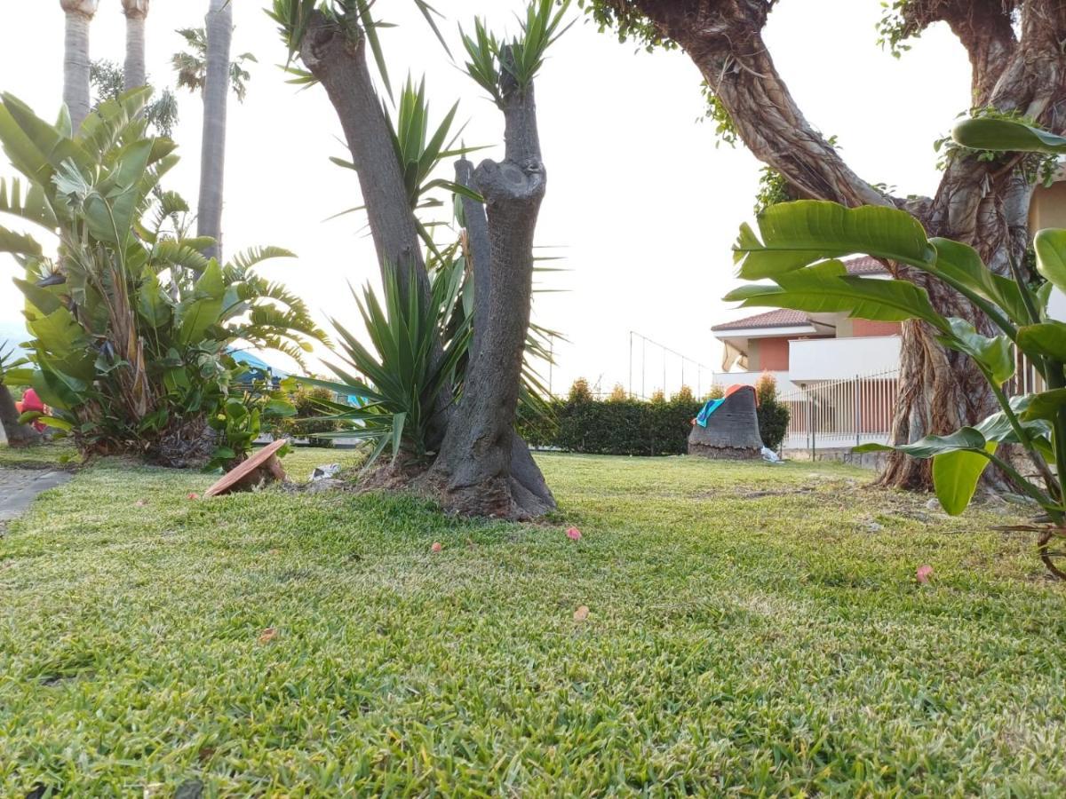 Villa Ti Porto Al Mare Mascali Exterior foto